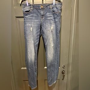 Kut from the Kloth Distressed Straight Leg Jeans Size 10